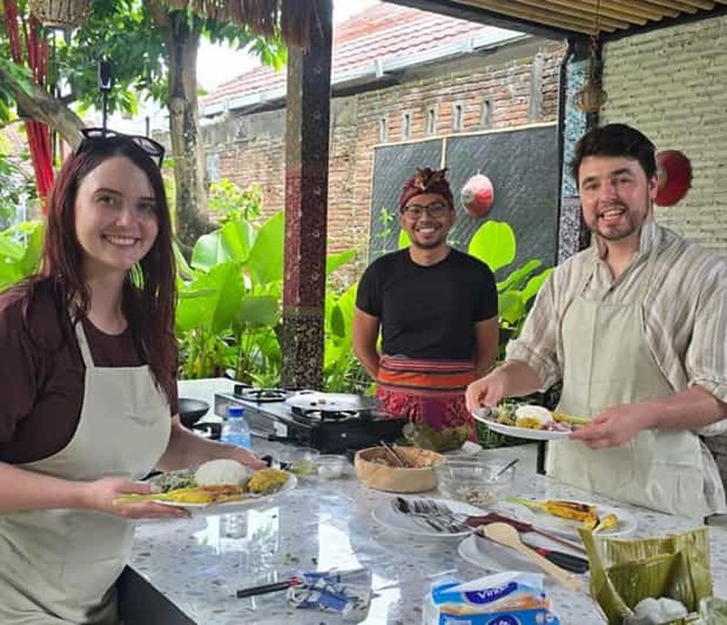 Billet Lombok : cours de cuisine locale avec documentation