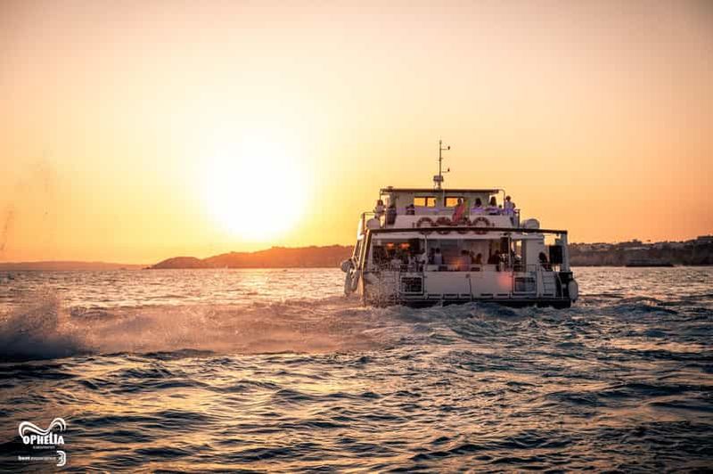 Billet Depuis Portimão : Croisière au coucher du soleil à Benagil