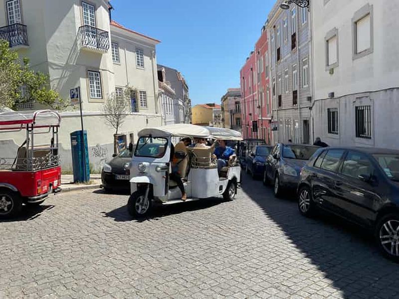 Billet Visite de 4 heures en TukTuk à Lisbonne - Belém, prise en charge gratuite