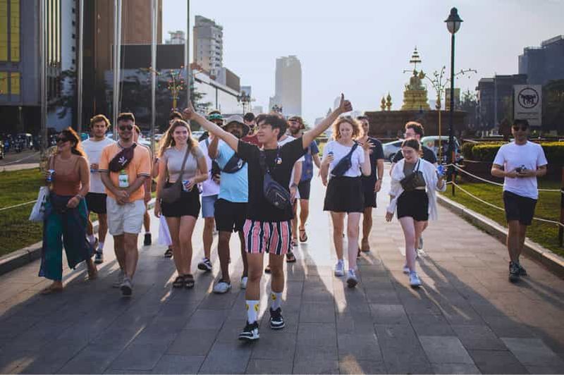 Billet Visite à pied de la rivière avec collation, boissons et trajet en ferry local