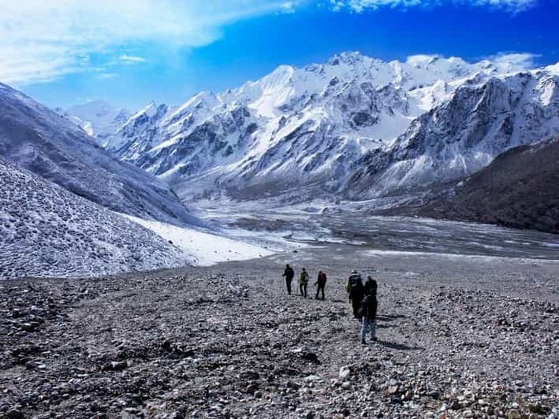 Billet Katmandou : Trek de 6 jours dans la vallée du Langtang avec Kyanjin Ri