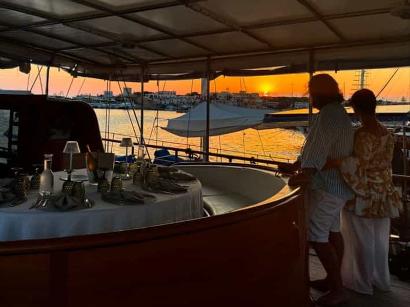 Billet Lampedusa : excursion en caique au coucher du soleil avec apéritif et observation des dauphins