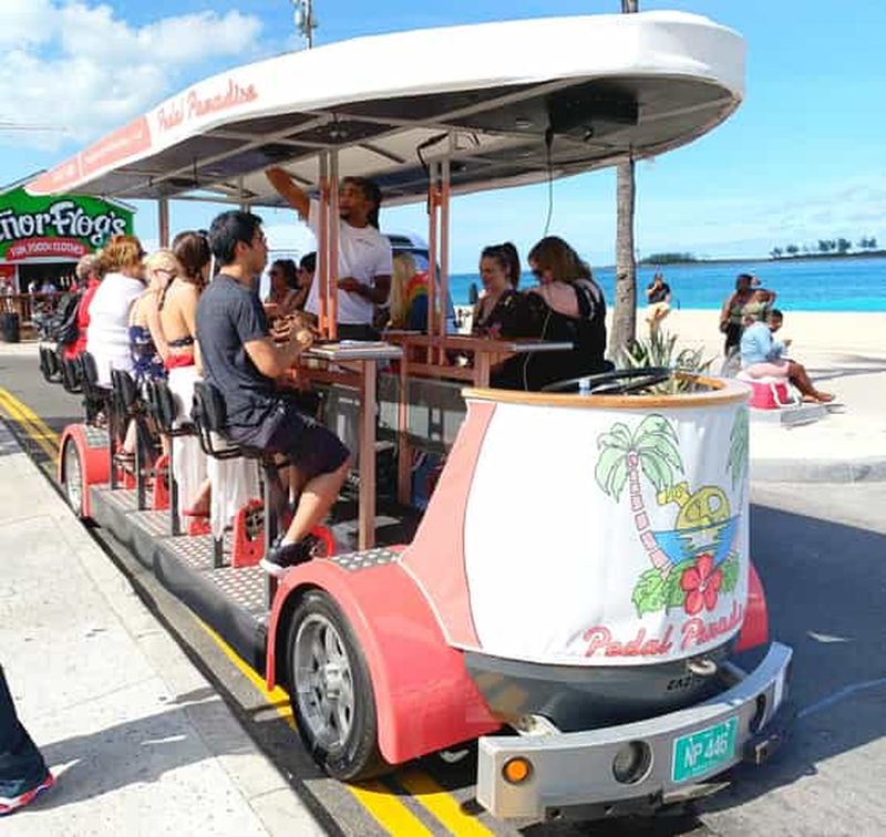 Billet Nassau : visite guidée du centre-ville en vélo festif