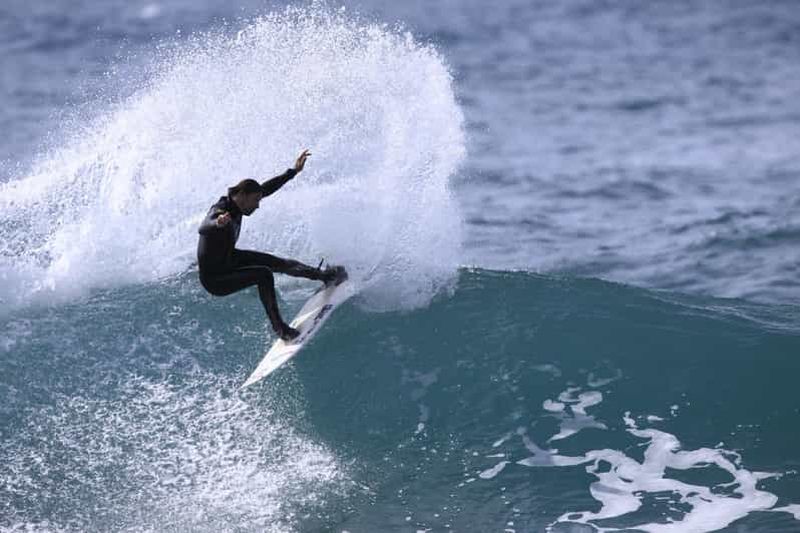 Billet Cantabrie : cours de surf et de bodyboard avec Solar Escuela de Surf
