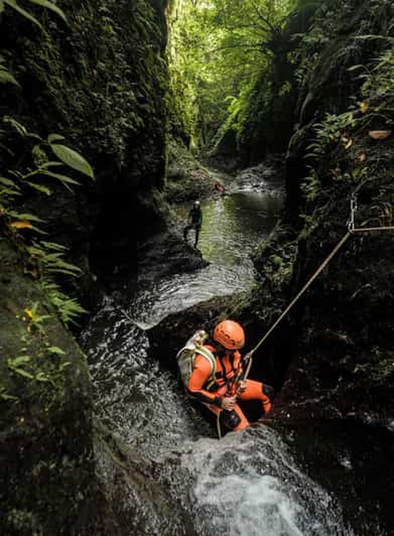 Billet Bali : aventure de canyoning à la cascade d'Aling