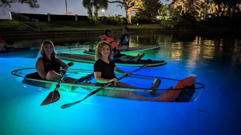 Billet Orlando : Visite nocturne en kayak ou en paddleboard à diodes électroluminescentes