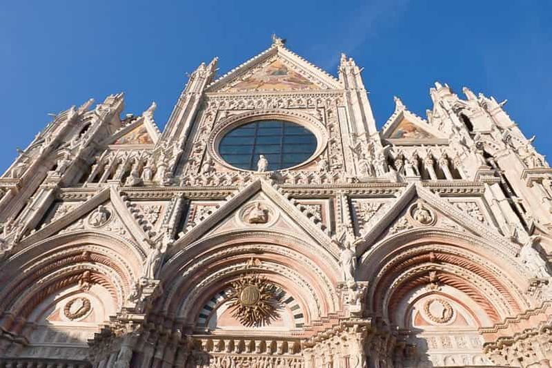 Billet Sienne : Visite à pied et billets coupe-file pour le Duomo
