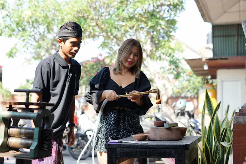 Billet Atelier de fabrication de bijoux en argent à Bali (option plaqué or et pierre)