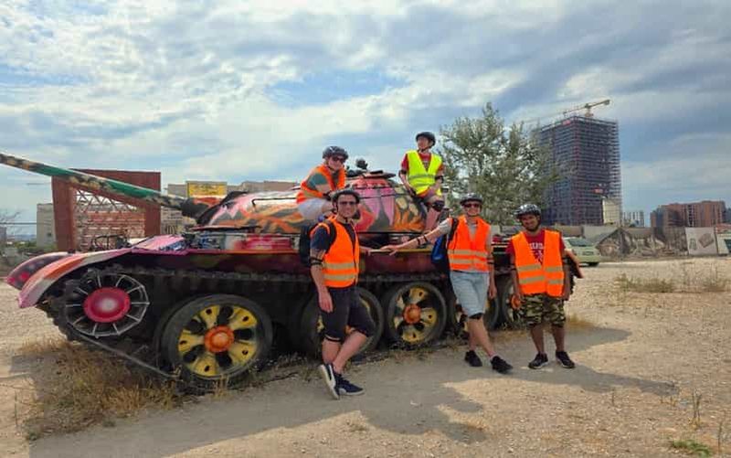 Billet Tirana : visite en Segway au coucher du soleil avec un guide de la région