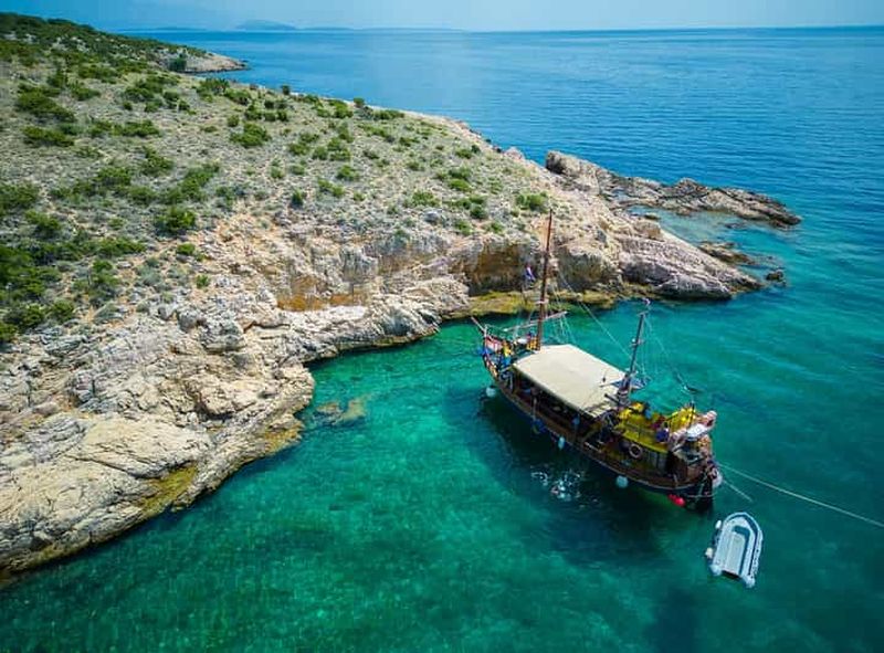 Billet Krk : Visite d'une demi-journée croisière commentée autour des îles et baignade