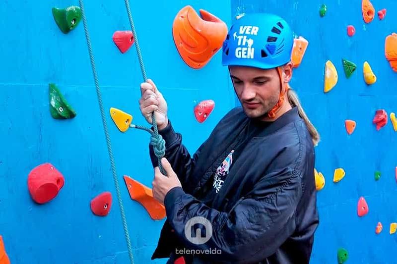 Billet Alicante : Cours d'escalade sur le mur d'escalade de Novelda