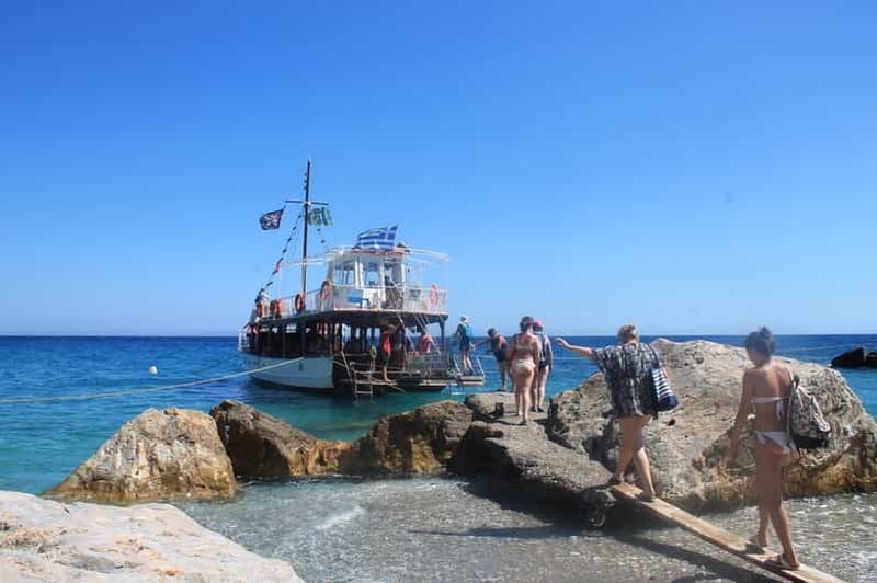 Billet Samos : croisière d'une journée avec déjeuner (et transfert en bus)