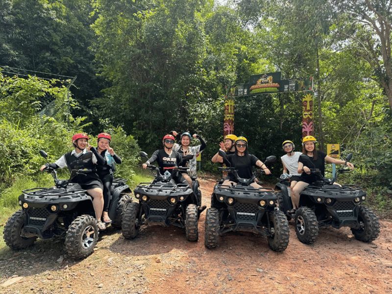 Billet Langkawi : Randonnée en quad dans le ciel de la montagne Manchinchang
