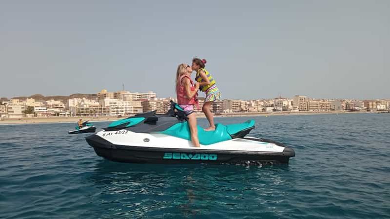 Billet Alicante : session de jet ski d'une heure avec moniteur