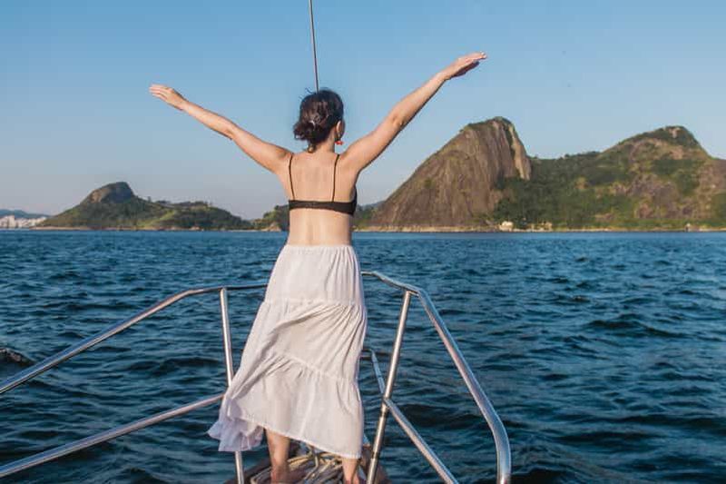 Billet Rio de Janeiro : brunch et sortie en bateau au coucher du soleil avec caïpirinhas