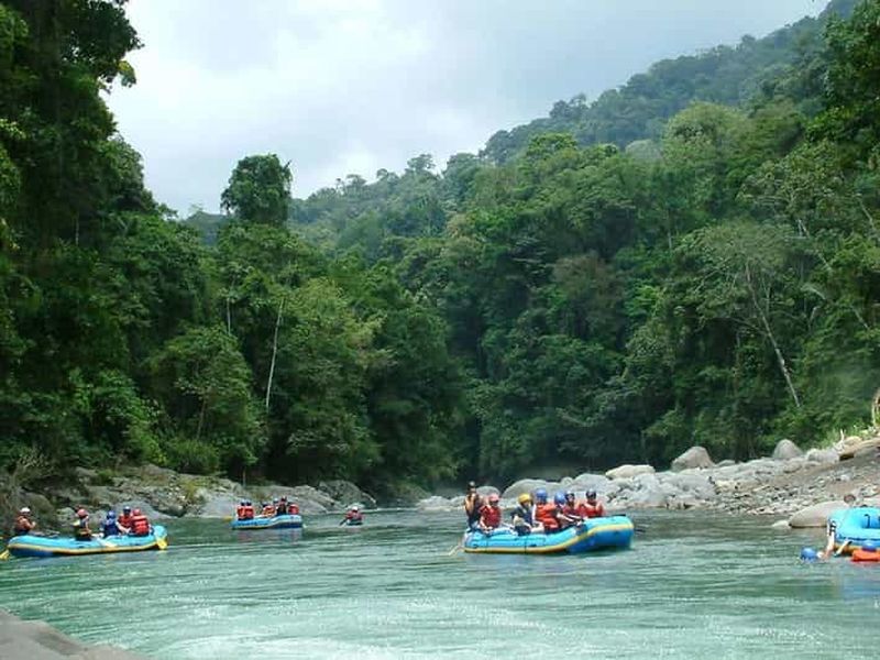 Billet San José Caribe Arenal Rivière Reventazón Rafting d'une journée
