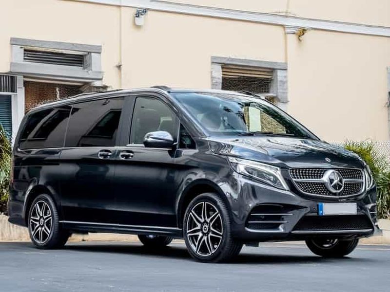 Billet Hambourg : Transfert privé de/vers l'aéroport et la ville