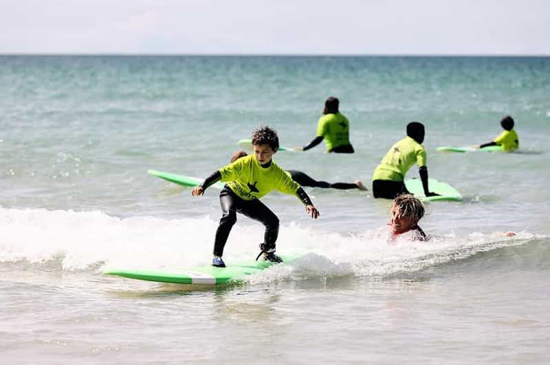 Billet 2 heures de surf à Newquay - Leçon privée en famille