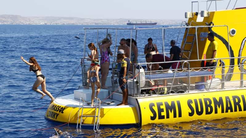 Billet Larnaca : croisière en sous-marin jaune avec boissons à volonté