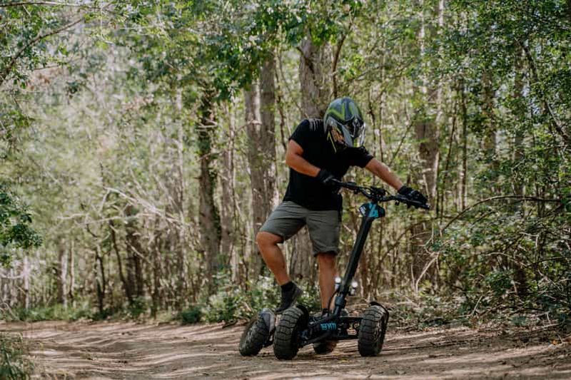 Billet Veliko Tarnovo : aventure tout-terrain en scooter électrique 4x4