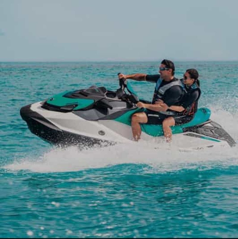 Billet Doha : aventure en jet ski avec vue sur la skyline et Pearl Qatar