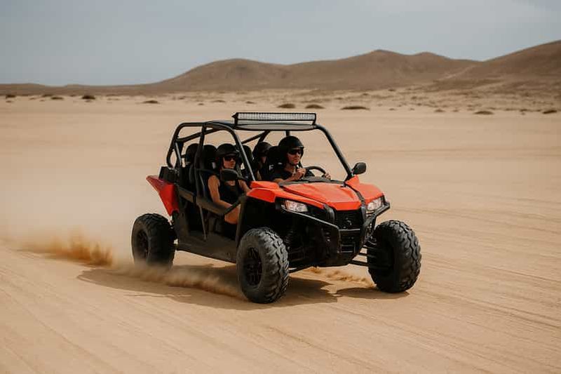 Billet Île de Sal : excursion en buggy 4 places à explorer en famille