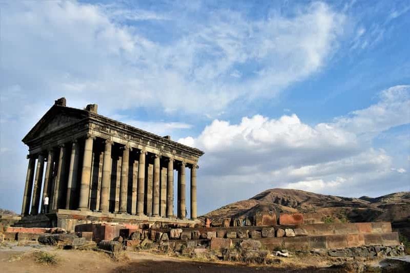 Billet Depuis Erevan : temple de Garni, monastère de Geghard et lavash