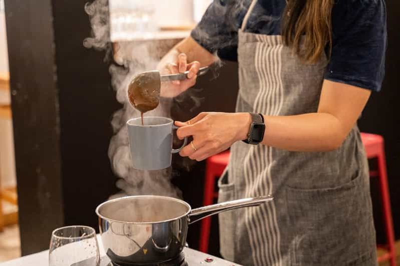 Billet Bruges : Atelier de fabrication de chocolat belge avec dégustation de bière