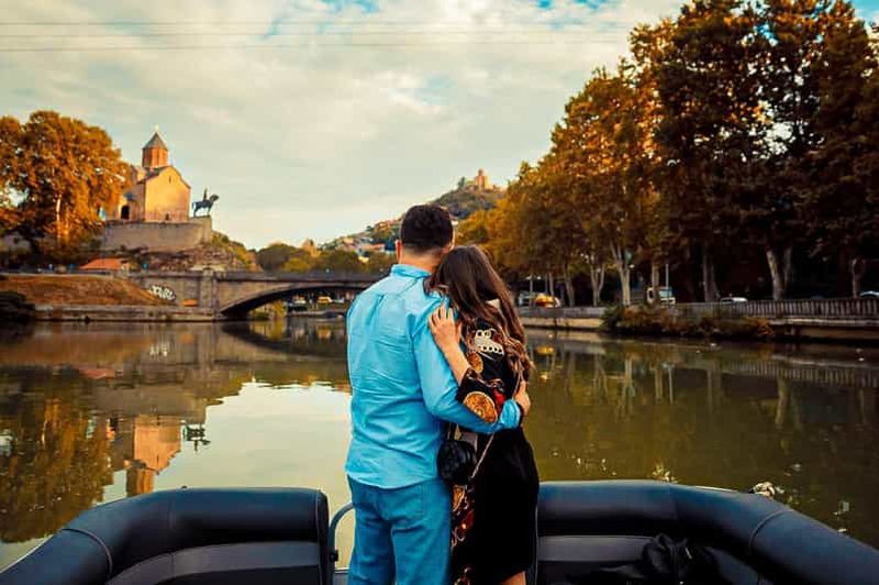 Billet Tbilissi : visite touristique en bateau sur la rivière Koura