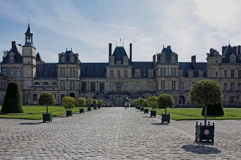 Billet Excursion privée au château de Fontainebleau en train