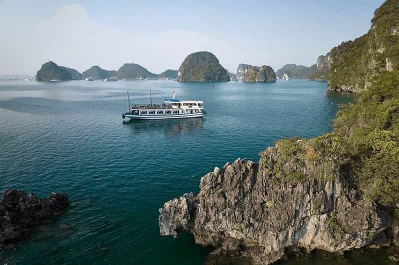Billet Baie d'Halong : Journée complète 4 étoiles avec kayak