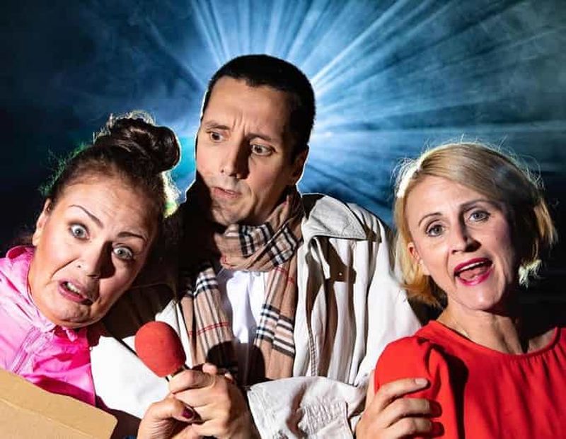 Billet Berlin : Théâtre de cabaret. Pour connaître les risques, veuillez consulter les effets secondaires.