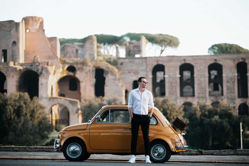 Billet Rome : service de photographie vintage en Fiat 500 à Rome