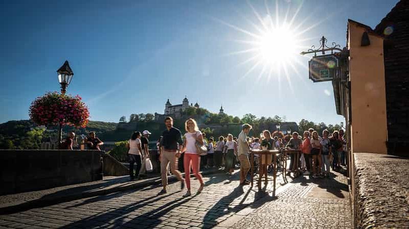 Billet Wurtzbourg : Brückenschoppen (visite guidée avec dégustation de vin)