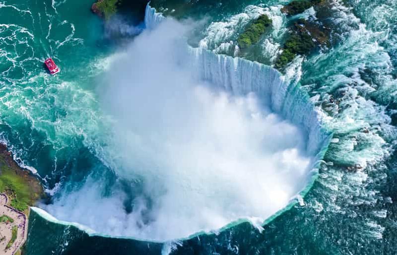 Billet Depuis Montréal : visite de Toronto, des chutes du Niagara et des Mille-Îles