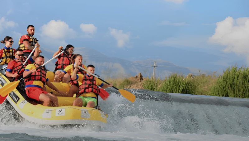 Billet Saranda : aventure en rafting sur la rivière Bistrica