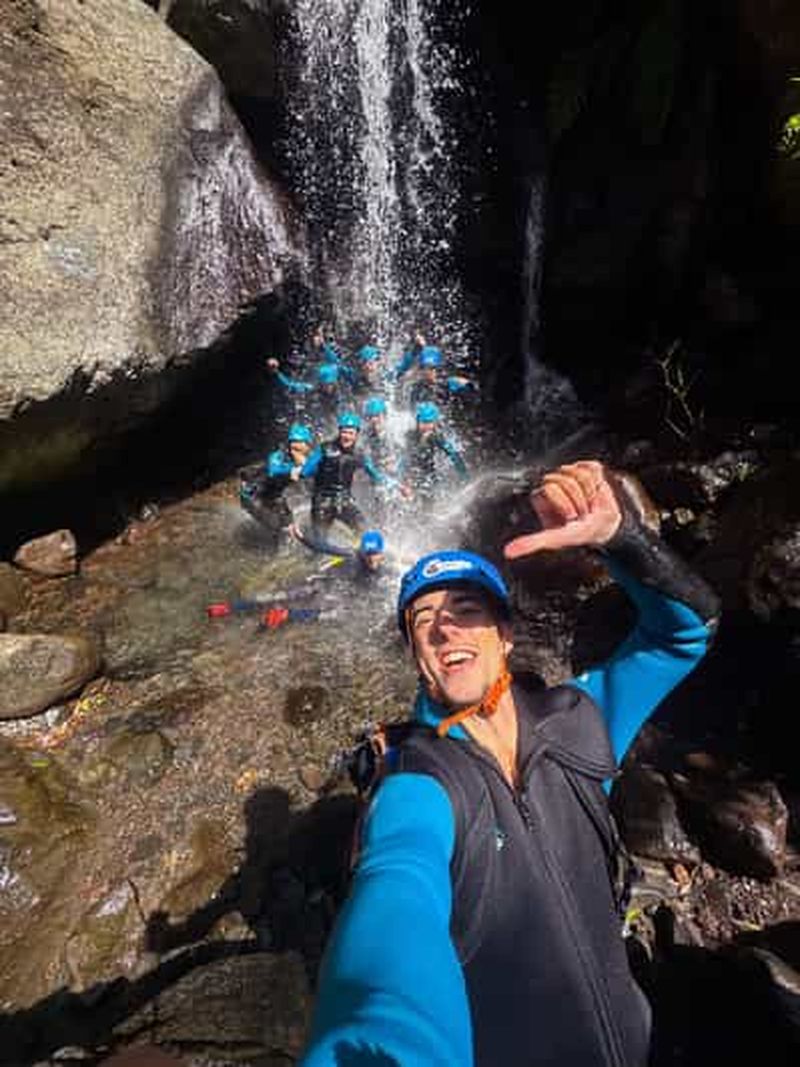 Billet Canyoning à Madère pour débutants : aventure facile et ludique