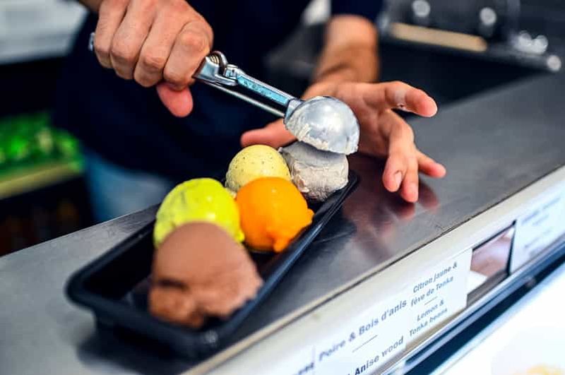 Billet Paris : Visite de Montmartre autour du chocolat et de la pâtisserie, avec plus de 8 dégustations