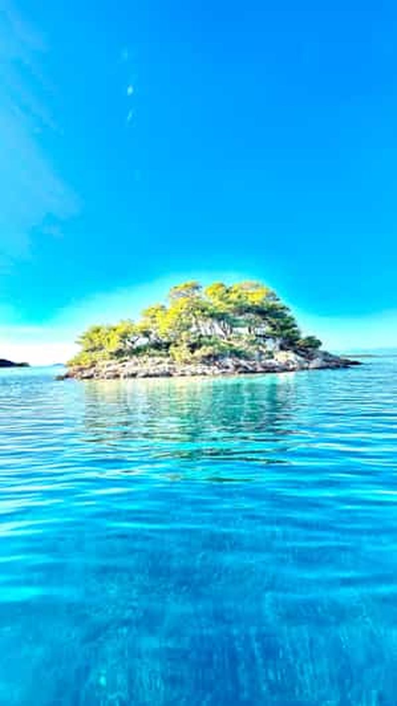 Billet Zadar : excursion en hors-bord vers les 3 perles de Zadar avec vin et fruits