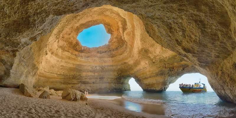 Billet Albufeira : 2,5 heures Grottes de Benagil et observation des dauphins