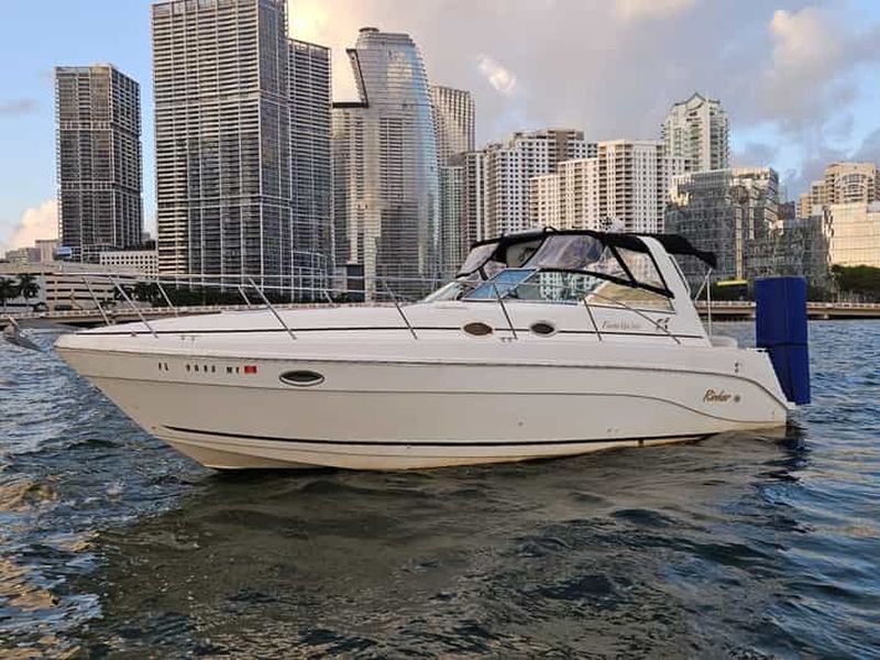 Billet Yacht privé à Miami : champagne et ligne d'horizon