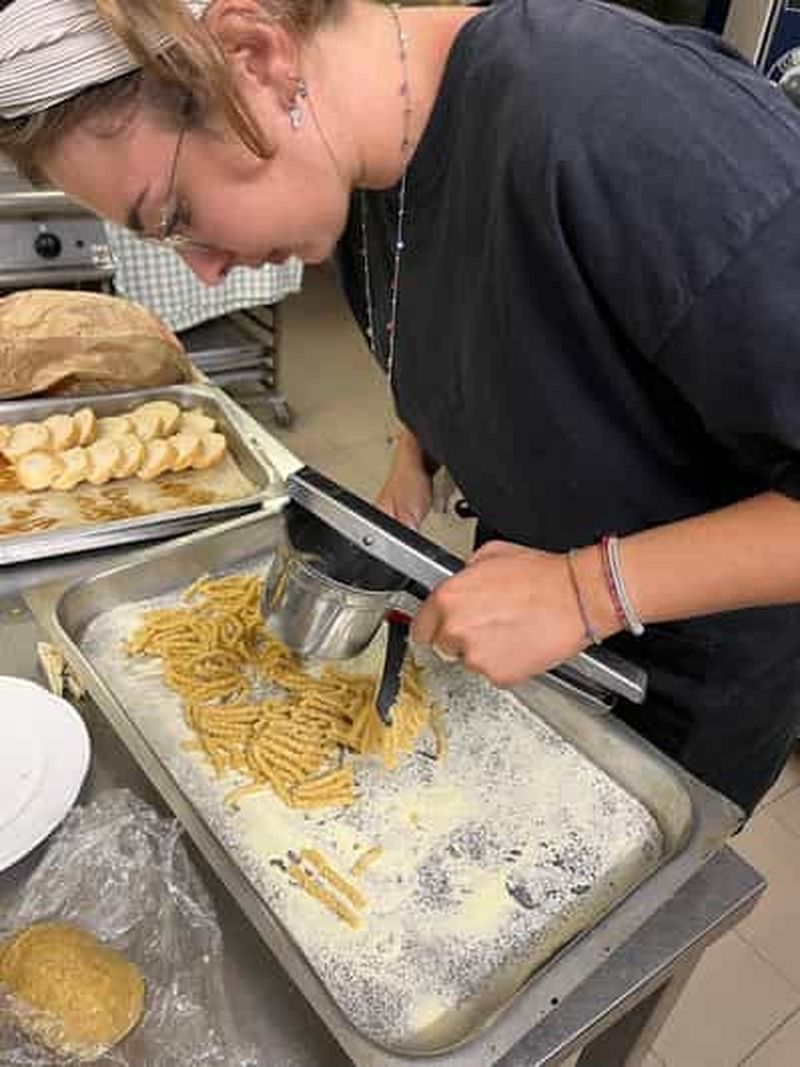 Billet Lac de Garde : Cours de cuisine en petit groupe avec vin