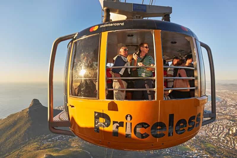 Billet Le Cap : visite en bus au coucher du soleil et billet pour la montagne de la Table