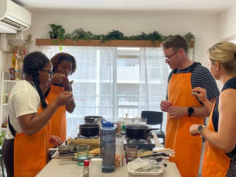 Billet Cours de cuisine sur le curry Katsu ou la fabrication de bento et visite de boutiques locales