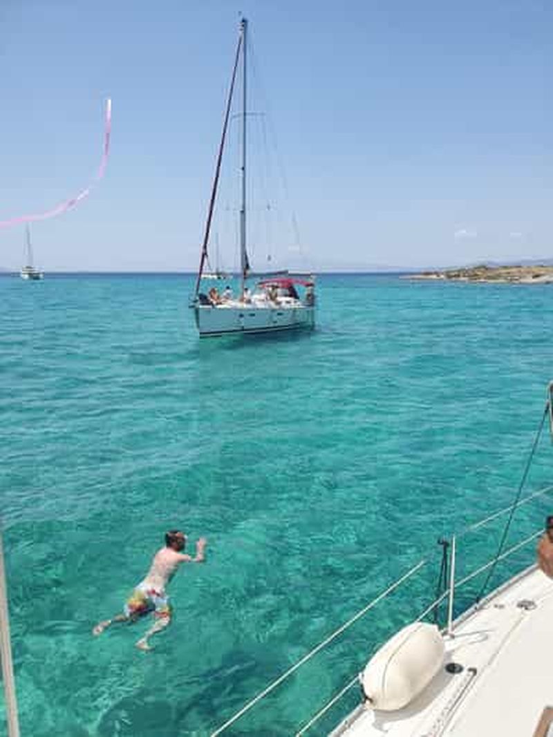 Billet Magnifique excursion en voilier pour se baigner à Nisida et Agia Marina