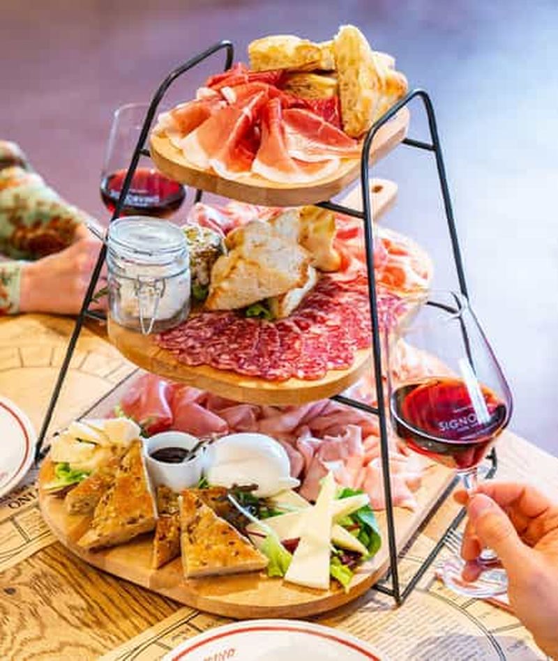 Billet Milan : Petit groupe - Duomo et Rooftop, dégustation de vins et de mets