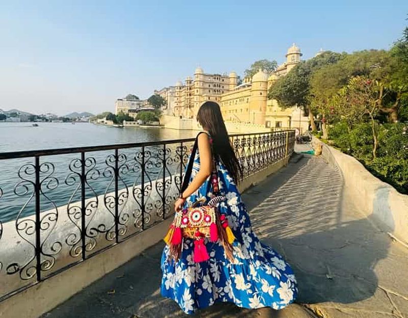 Billet Udaipur : visite privée d'une demi-journée en tuk-tuk ou en voiture