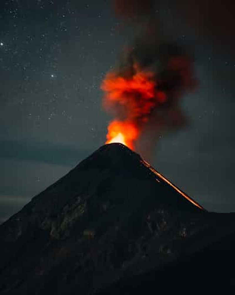 Billet Randonnée nocturne sur le volcan Acatenango, 2 jours de camping et vues sur le Fuego