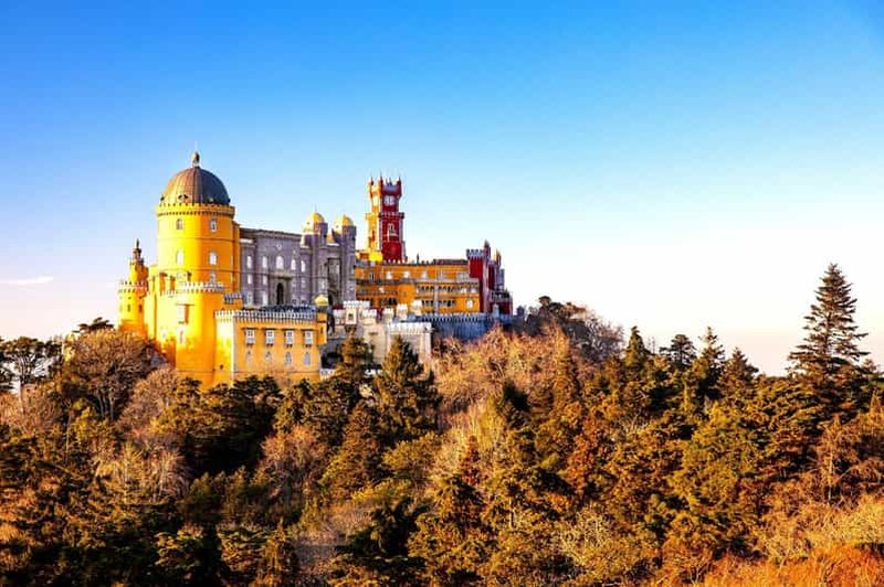 Billet Sintra : visite privée d'une jounée et option d'entrée au palais de Pena