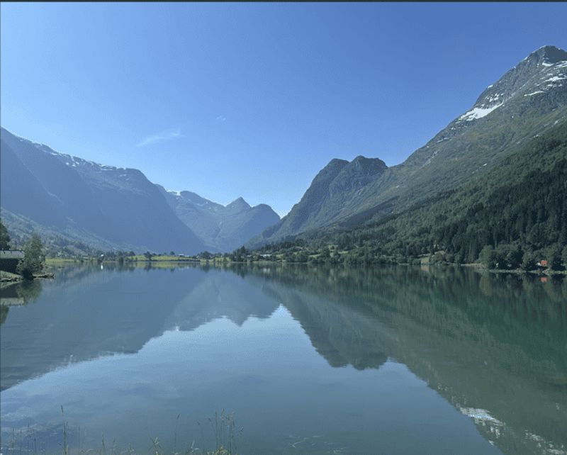 Billet Olden : excursion privée au glacier de Briksdal et aux lacs en voiture troll